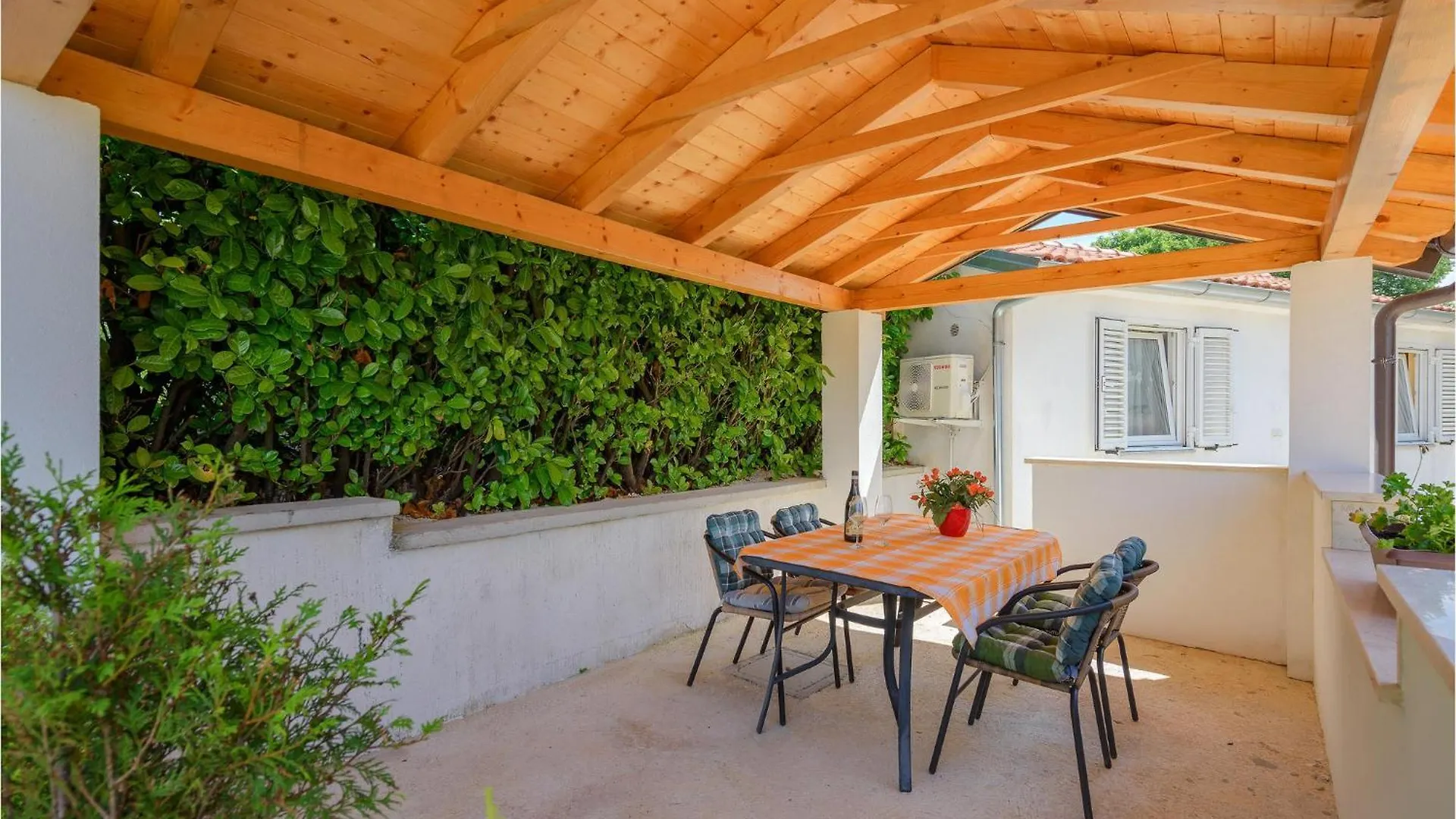 Tatil Evi Awesome Home In Zminj With Wifi