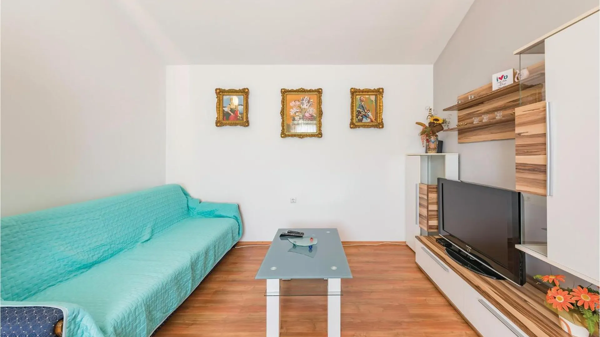 Tatil Evi Awesome Home In Zminj With Wifi