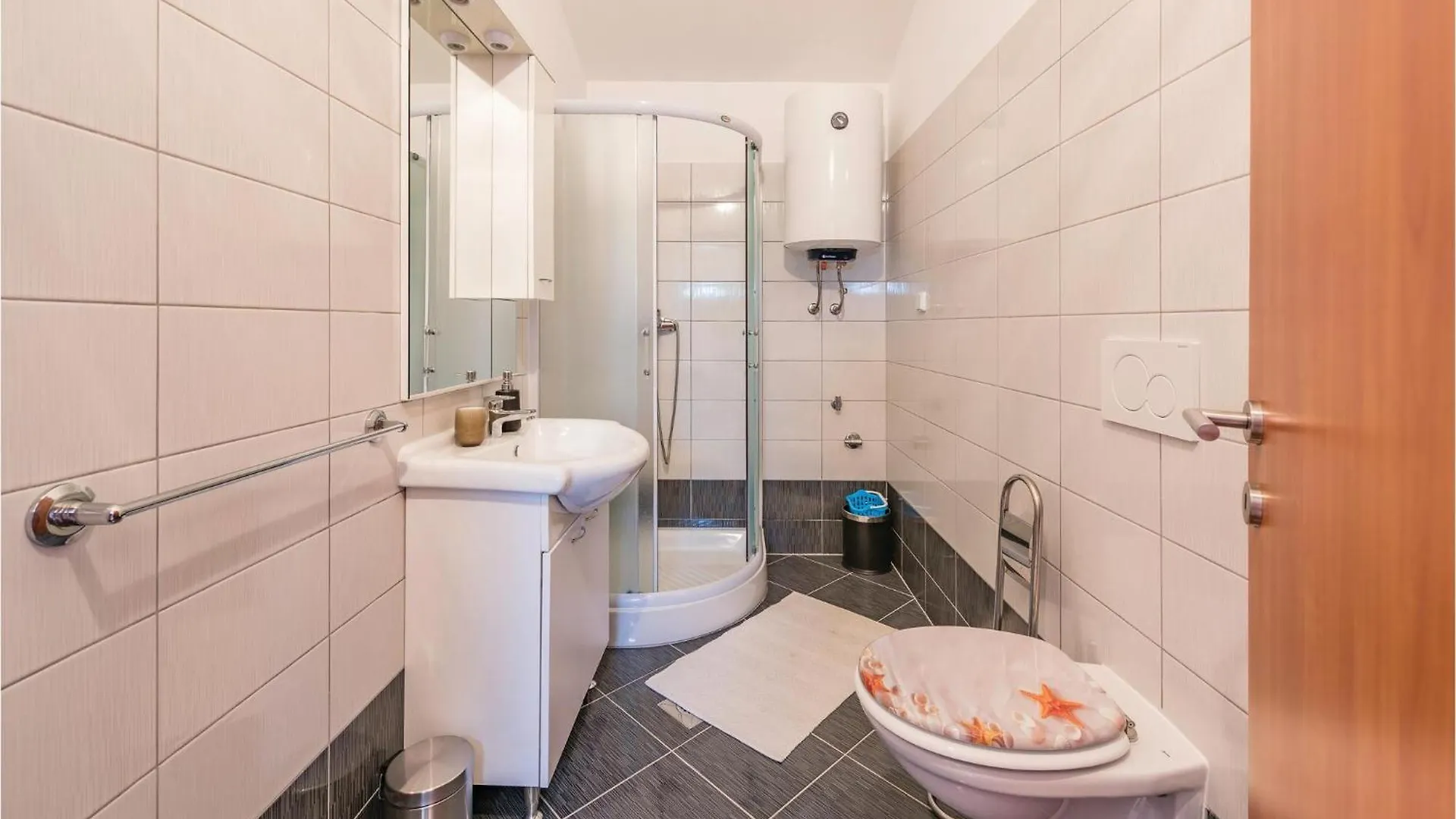 Awesome Home In Zminj With Wifi Ferienhaus